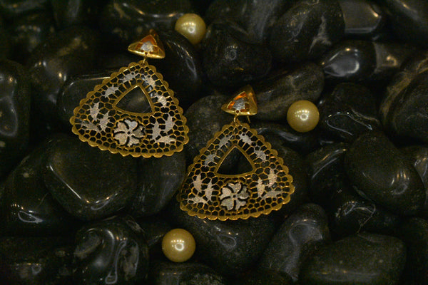 Eria 22k Yellow Gold Earrings - T161