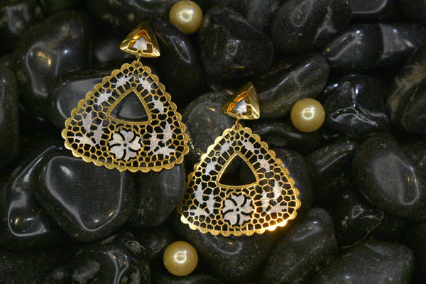 Eria 22k Yellow Gold Earrings - T161