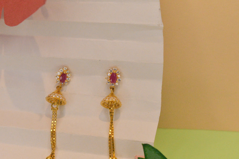 Eria 22k Yellow Gold earrings - T148