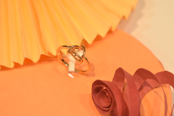 Eria 18K Gold Ring - R188