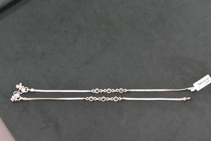 Minimalist silver fancy oxidised gemstones anklets - SG421