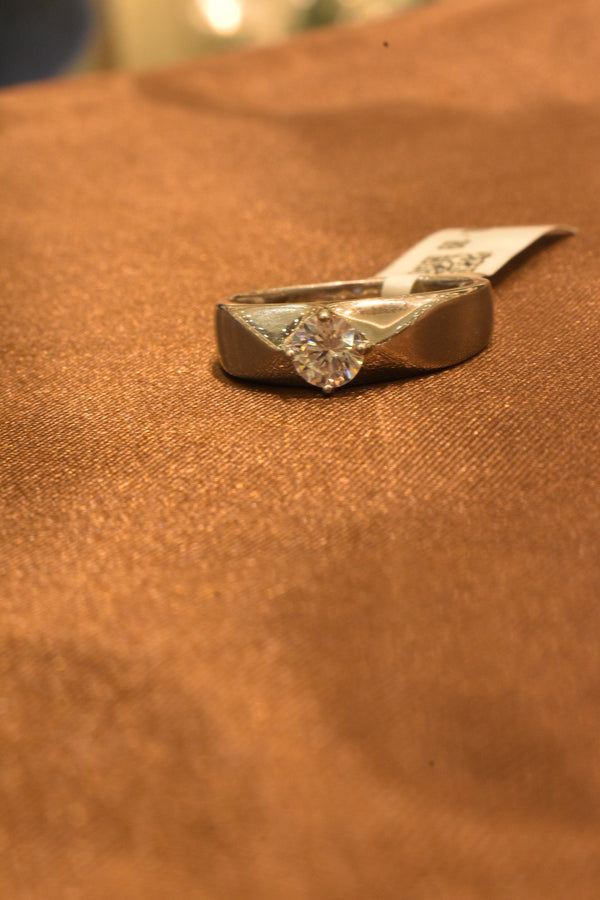 silver fancy mens ring.68-199