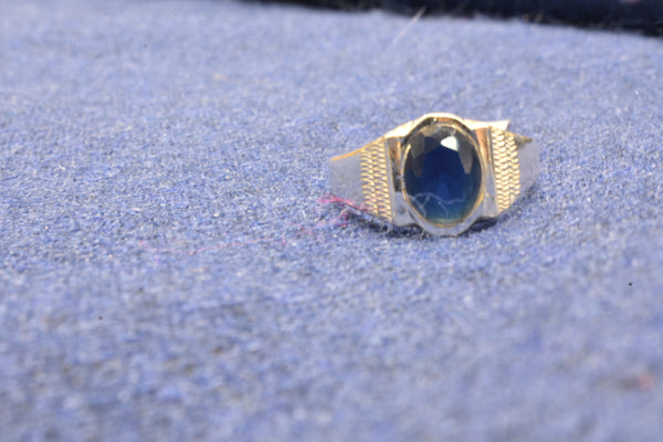 silver dark blue shapphire men`s  ring 68-250