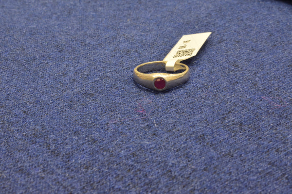 silver fancy rubby common ring.68-16