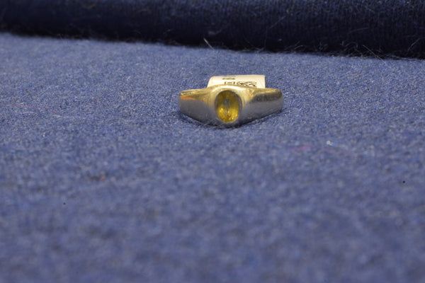 silver fancy yellow sapphire men ring.68-31