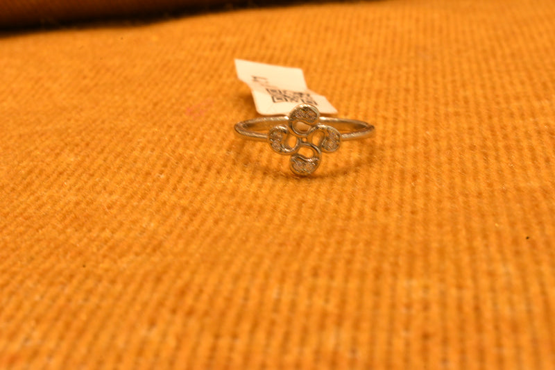 silver fancy stone  laddies ring.68-121