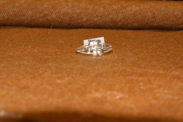 silver fancy flower desgin ladies ring.68-190