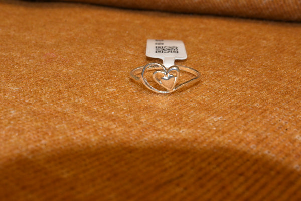 silver fancy heart ladies  ring.68-193