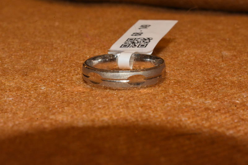 silver fancy plain ladeis ring.68-249