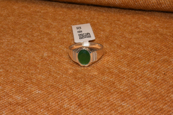 silver fancy stone green ring.68-253