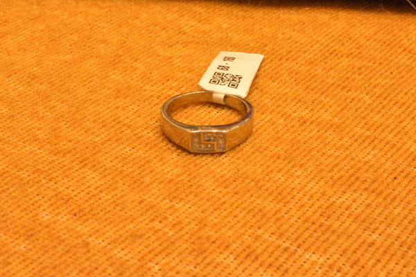 silver fancy stone men`s  ring.68-160