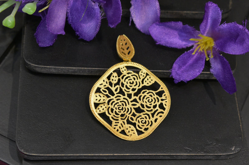 ERIA 22kt Yellow Gold Pendant D7