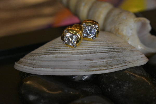 Eria 22k Yellow Gold - T46
