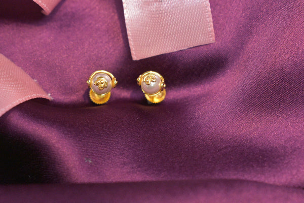 Eria 22k Yellow Gold - T183