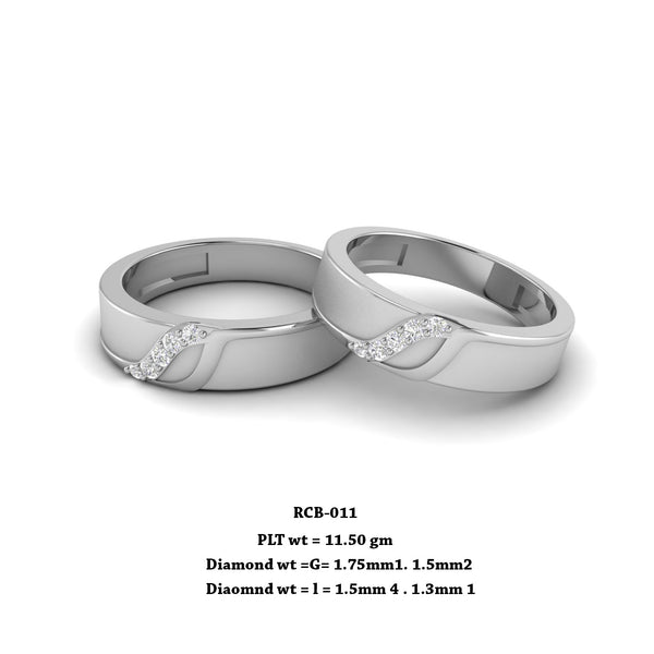 Wedding engagement rings. Married couple... - Stock Photo [95989958] - PIXTA